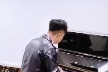 鋼琴培訓(xùn)|零基礎(chǔ)入門(mén)鋼琴，讓指尖奏響冬日專(zhuān)屬旋律